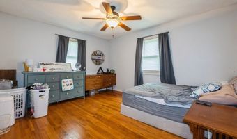 1525 Rapids St, Adel, IA 50003