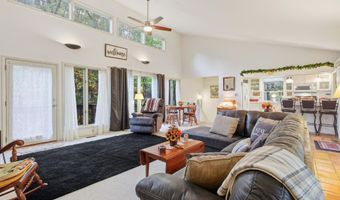 16 SPRUCE HOLLOW Rd, Basye, VA 22810