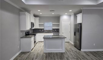 329 N 10th St, Aransas Pass, TX 78336