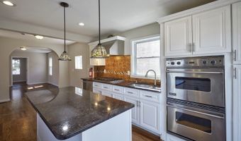6 Levitt Ave, Bergenfield, NJ 07621