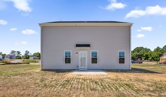 80 Coachman Ln, Autryville, NC 28318