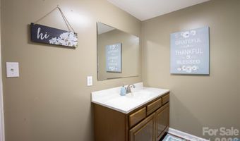 84 Sheets Farm Rd, Bakersville, NC 28705