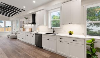 4911 BAYARD Blvd, Bethesda, MD 20816