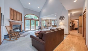 1047 Merrow Rd, Coventry, CT 06238
