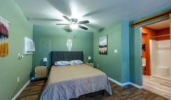 2430 BEACHVIEW Dr, Albany, GA 31705