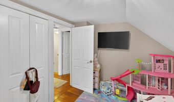 6 North Rd, Foster, RI 02825