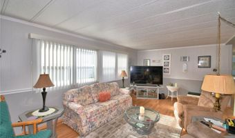 123 HOLIDAY Ln, Auburndale, FL 33823