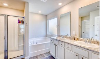 6476 Eastland Cir, Biloxi, MS 39532