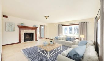 9 Cabot Rd W, Massapequa, NY 11758