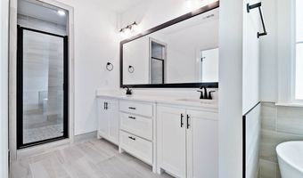 28 Kirkcolm Dr, Bella Vista, AR 72715
