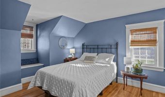 26 Keith Ave, Cranston, RI 02910