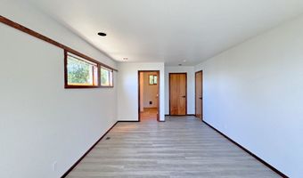 15422 SOUTHWIND Ln, Brookings, OR 97415