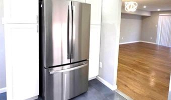 127 HAMPSTEAD Dr 127, Ambler, PA 19002