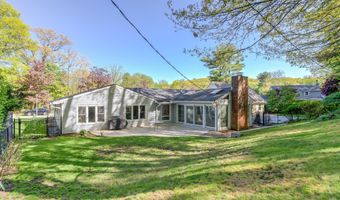 33 Imperia Pl, Aberdeen, NJ 07747