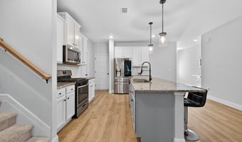 41 Station Overlook Way, Auburn, GA 30011