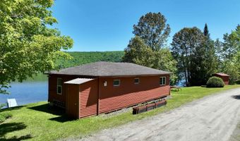 140 Lakeside Ln, Barton, VT 05839