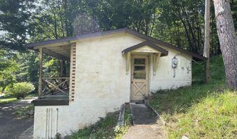 3414 Gwin Rd, Altoona, PA 16601
