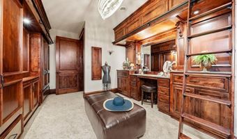 1060 Lake Viking Ter, Altamont, MO 64620