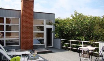 6 Sheperds Ln, Amagansett, NY 11930