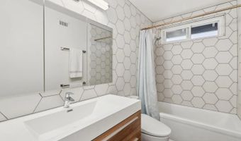 768 Sonrisa St, Solana Beach, CA 92075