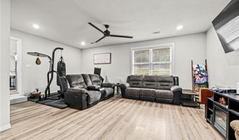 723 Canterbury Dr, Alma, AR 72921