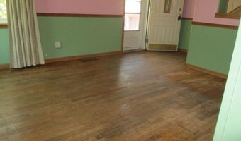 612 Liberty St, Alma, MI 48801