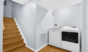 102 BREWER Ave, Annapolis, MD 21401