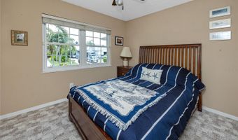 1116 KINGFISH Pl, Apollo Beach, FL 33572