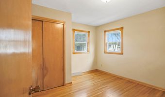 1106 NE 11th Ave, Aberdeen, SD 57401