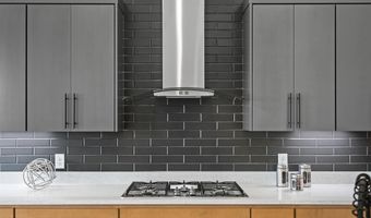 5849 VALLEY PALM Dr, El Paso, TX 79932