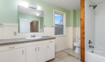 826 Duff Ave Ave, Ames, IA 50010