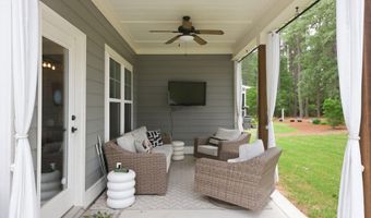 530 Legacy Lakes Way, Aberdeen, NC 28315