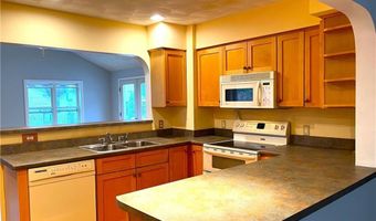 10 Cavalier Rd, Narragansett, RI 02882