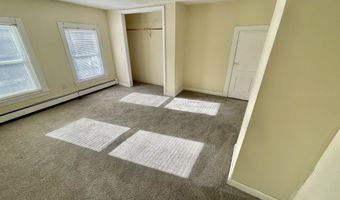 25 Pleasant St, Ansonia, CT 06401