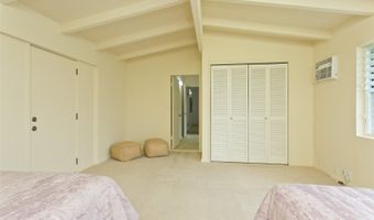 99-776 Aliipoe Dr, Aiea, HI 96701