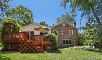 5719 NEWINGTON Rd, Bethesda, MD 20816