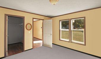 134 WALNUT St, Calhoun Falls, SC 29628