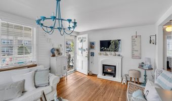 322 16th Ave, Belmar, NJ 07719