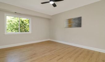 7980 AUDUBON Ave 203, Alexandria, VA 22306
