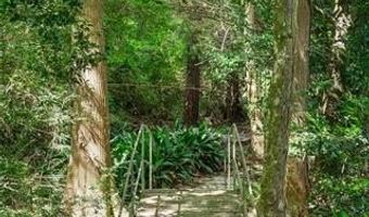 22128 5TH St, Abita Springs, LA 70420