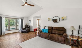 9421 NE 28th Ct, Ankeny, IA 50021