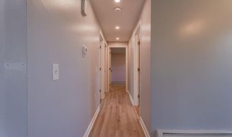 47 Planet Ave, East Providence, RI 02915