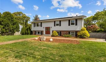 19 Irondale St, Warwick, RI 02886