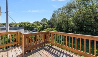 47 N A & B Rd, Jamestown, RI 02835