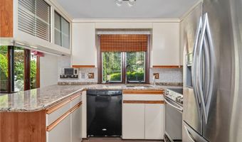 1 Rocky Crest Rd, Cumberland, RI 02864