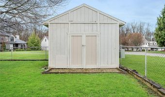 6369 Ridgeview Ave, Austintown, OH 44515
