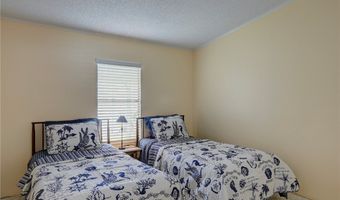 530 Akee Dr, Barefoot Bay, FL 32976