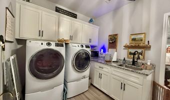 1243 Silcox Rd, Ashford, AL 36312