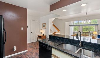 13 RIDGE Ct, Basye, VA 22810