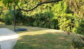 8069 Ashgrove Dr, Anderson Twp., OH 45244